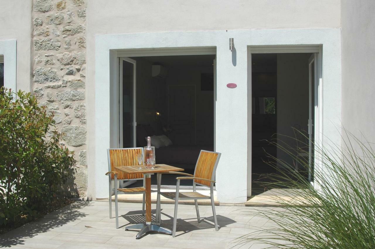 Belcastel-et-Buc Les Jardins De Soulane B&B - Adults Only מראה חיצוני תמונה